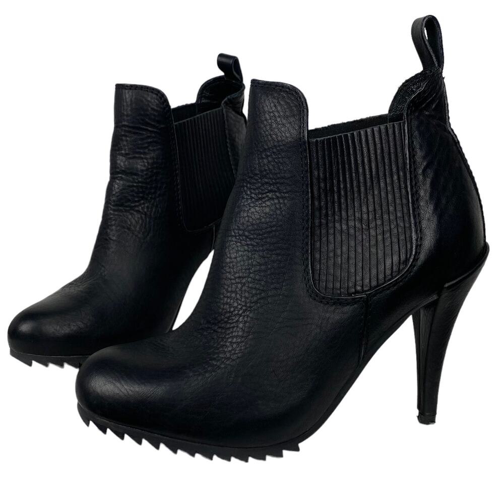 Pedro Garcia Yoad Justine Heeled Chelsea Boots Booties in Black Leather, Size 8